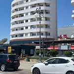 Alex 34 *