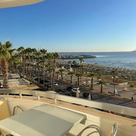 Alex 34 * Larnaca