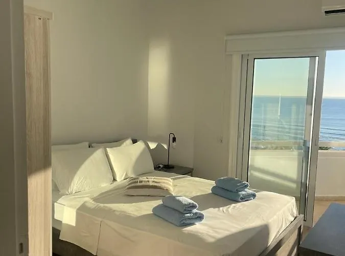 Alex 34 Ларнака